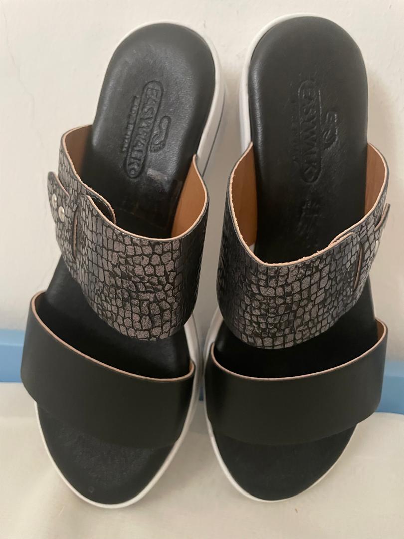 Black/Canna D.FUC Slippers