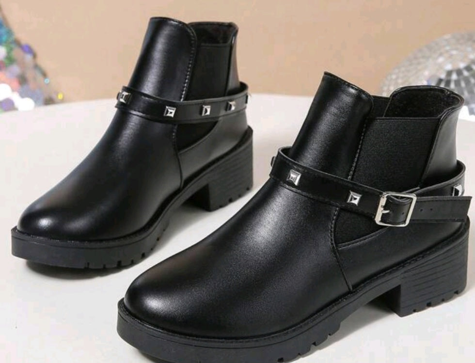 Women's shoe