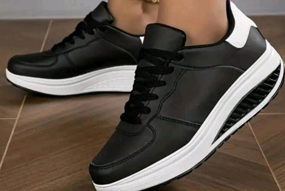 Women's Sneakers