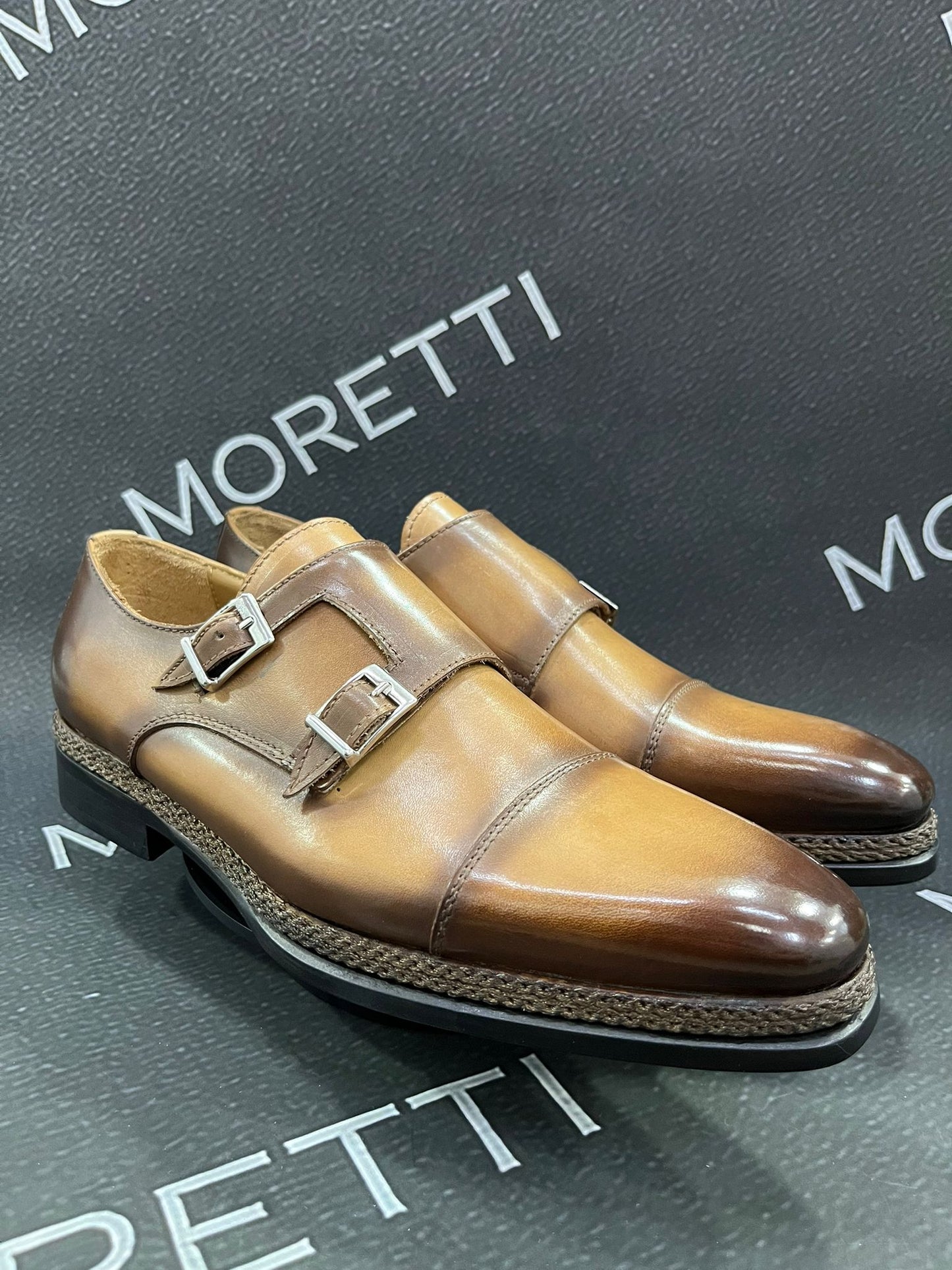 Men's shoes